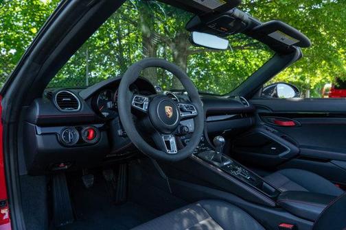 2022 Porsche 718 Boxster T