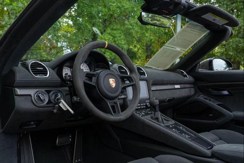 2024 Porsche 718 Spyder RS