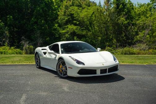 2017 Ferrari 488 GTB Coupe