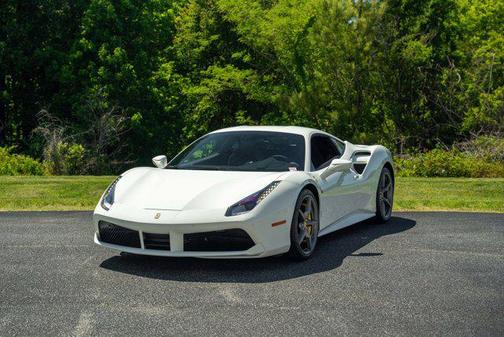 2017 Ferrari 488 GTB Coupe