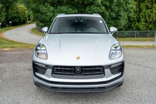 2024 Porsche Macan 4DR AWD