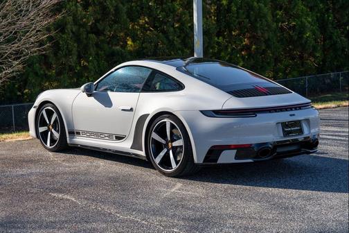 2024 Porsche 911 Carrera 4S