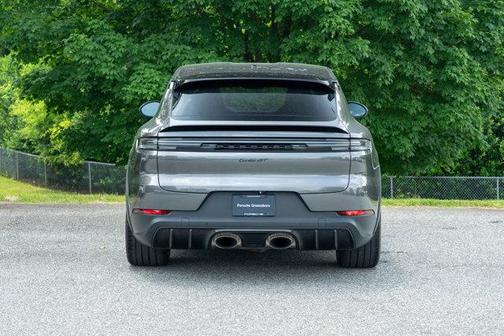 2024 Porsche Cayenne Turbo GT