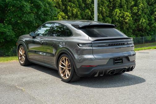 2024 Porsche Cayenne Turbo GT