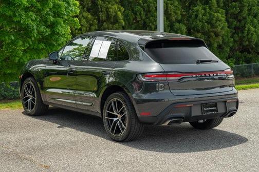 2024 Porsche Macan Base
