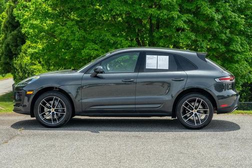 2024 Porsche Macan Base