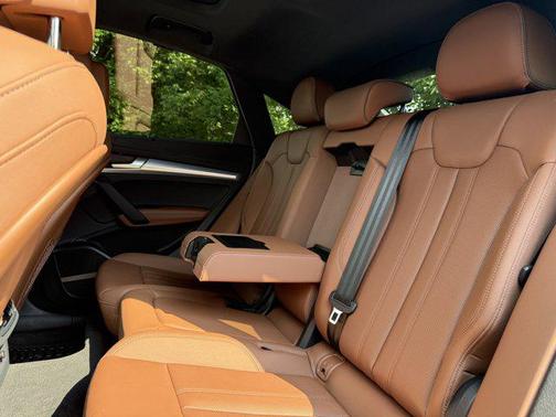2024 Audi Q5 45 S line Premium Plus