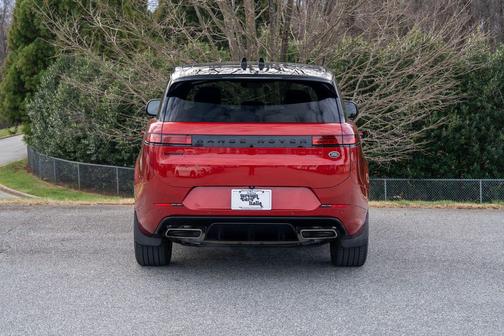 2023 Land Rover Range Rover Sport SE
