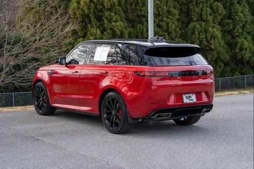 2023 Land Rover Range Rover Sport SE