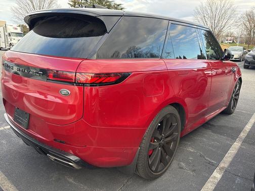 2023 Land Rover Range Rover Sport SE