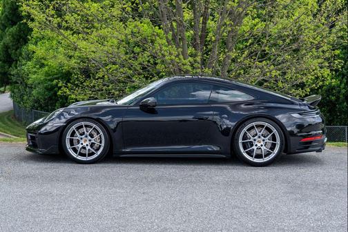 Jet Black Metallic 2024 Porsche 911 Carrera T
