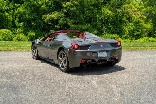 2015 Ferrari 458 Spider Base
