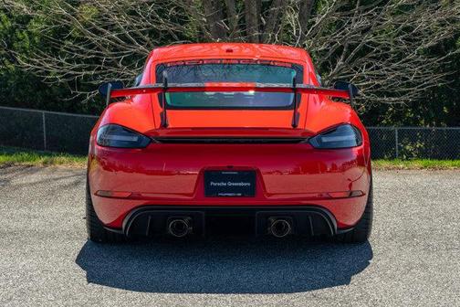 2024 Porsche 718 Cayman GT4 RS