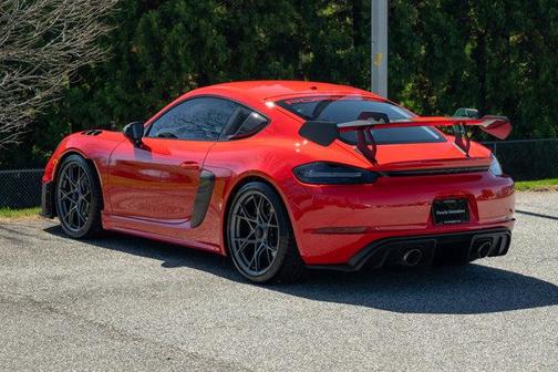 2024 Porsche 718 Cayman GT4 RS