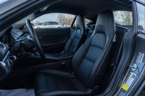 2024 Porsche 718 Cayman Base