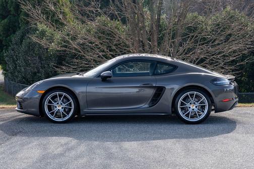 2024 Porsche 718 Cayman Base