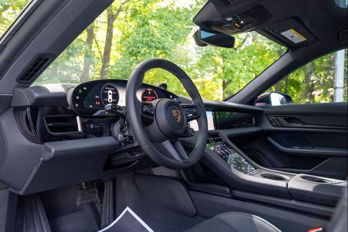 2024 Porsche Taycan 4S