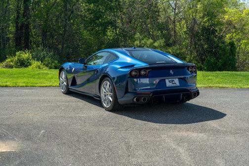 2018 Ferrari 812 Superfast Base