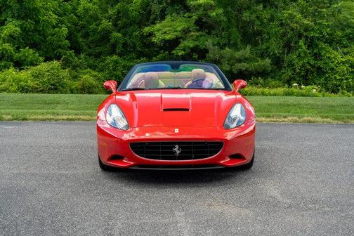 2013 Ferrari California Base