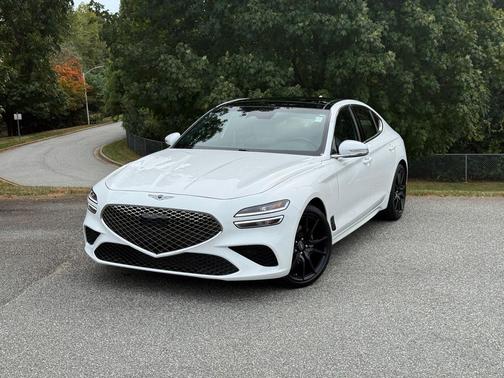 2022 Genesis G70 2.0T AWD