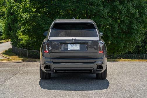 Gunmetal 2025 Rolls-Royce Cullinan Black Badge