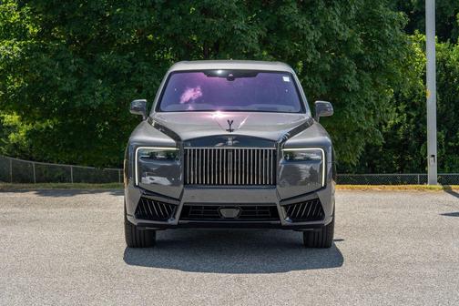 Gunmetal 2025 Rolls-Royce Cullinan Black Badge