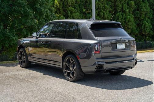 Gunmetal 2025 Rolls-Royce Cullinan Black Badge