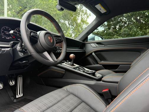 2026 Porsche 911 Carrera T