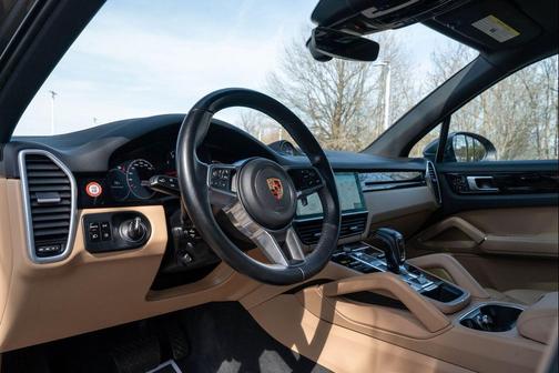 2019 Porsche Cayenne Cayenne