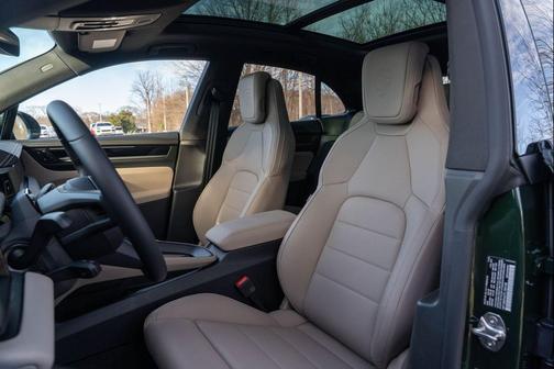 2026 Porsche Macan 4S