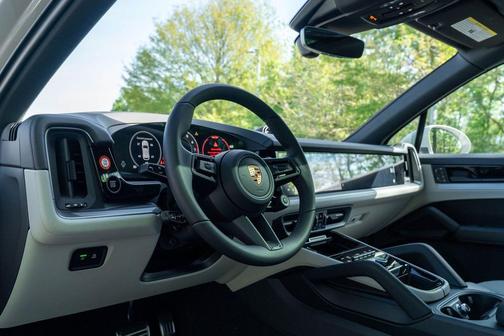 2026 Porsche Cayenne Cayenne S E-Hybrid