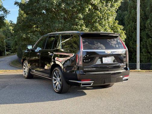 2022 Cadillac Escalade Premium Luxury Platinum