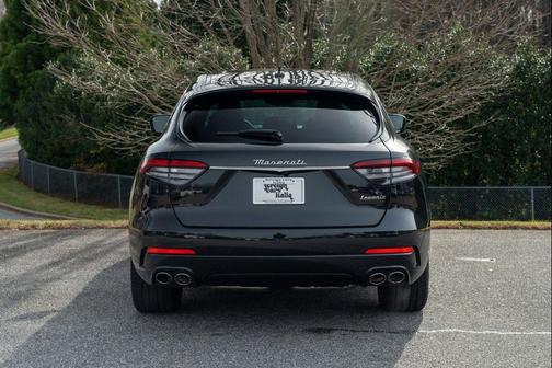 2024 Maserati Levante GT Ultima