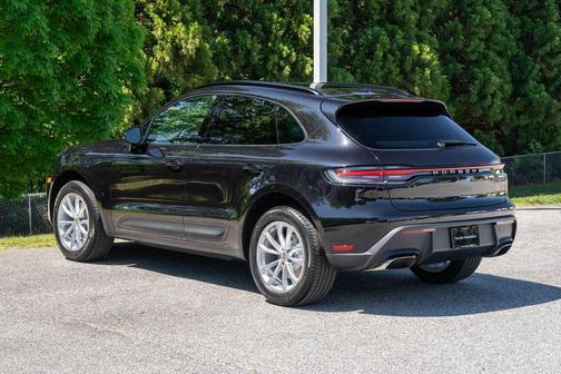 2026 Porsche Macan Macan