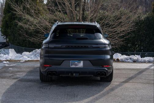 2025 Porsche Cayenne Cayenne Turbo E-Hybrid