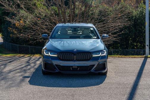 2023 BMW 530 i xDrive
