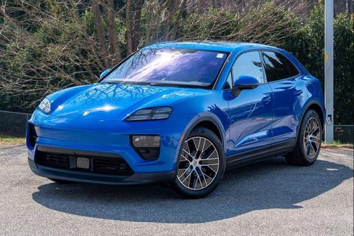 2026 Porsche Macan 4
