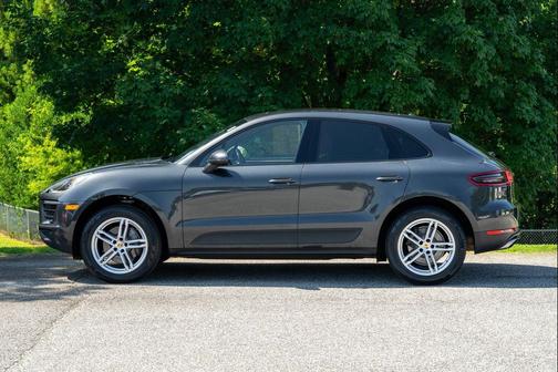 2018 Porsche Macan 4DR SUV AWD