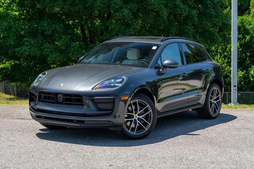 2025 Porsche Macan Macan