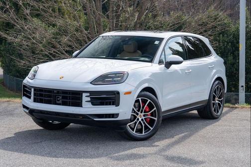 2025 Porsche Cayenne S