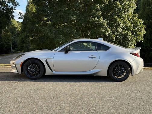 2023 Toyota GR86 Premium