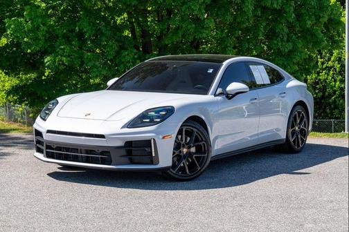 Ice Grey Metallic 2024 Porsche Panamera Base
