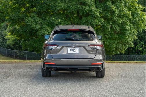 2022 Maserati Levante Modena