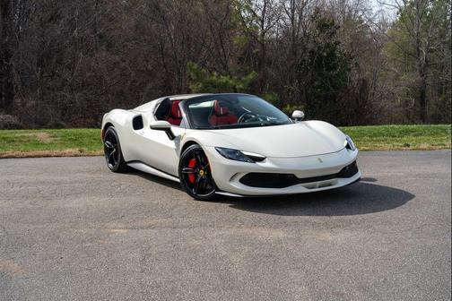 2025 Ferrari 296 GTS 