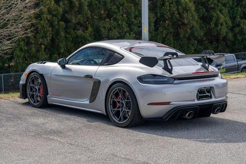 2025 Porsche 718 Cayman GT4 RS