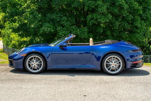 2020 Porsche 911 Carrera