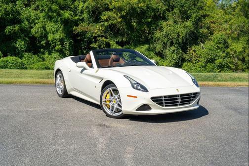 2016 Ferrari California T