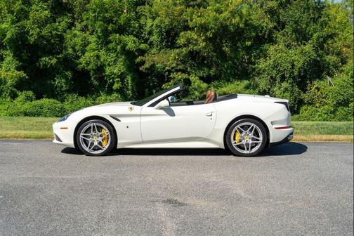 2016 Ferrari California T