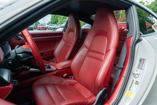 2022 Porsche 911 Carrera S