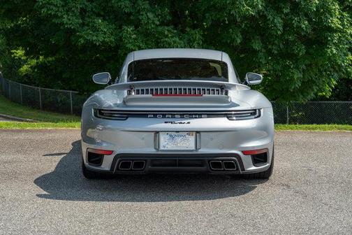2022 Porsche 911 Turbo S